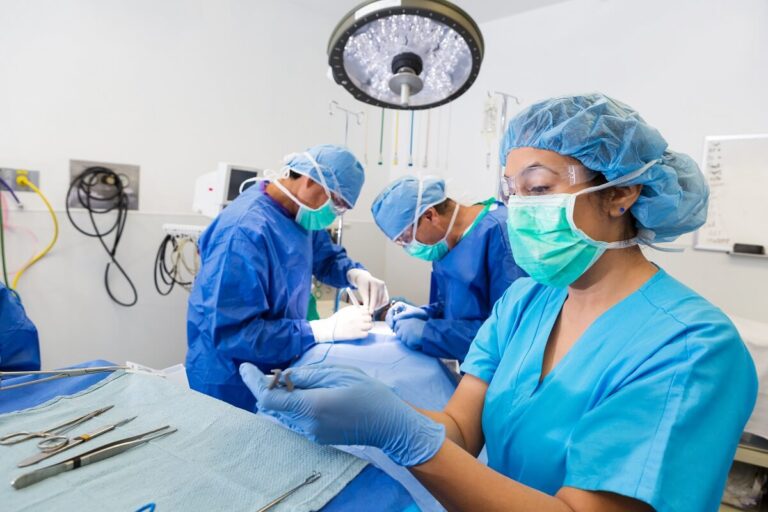 How Much Do Surgical Techs Make